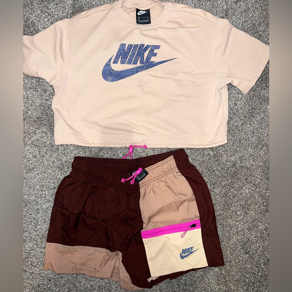 Nike 2 Piece Outfit